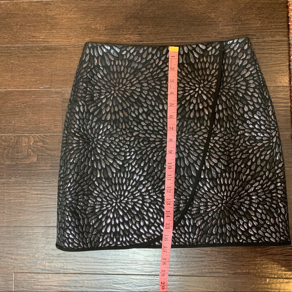 LOFT Petite holiday skirt, metallic black/silver shine - Picture 9 of 9